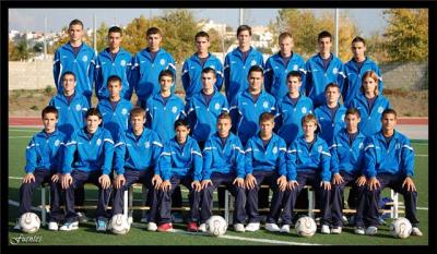 FOTO OFICIAL CON EL CHANDAL